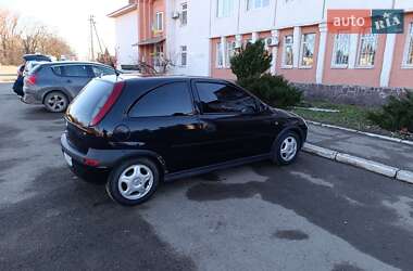 Хэтчбек Opel Corsa 2002 в 