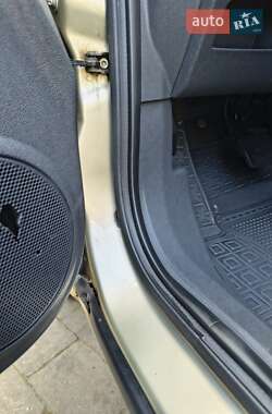 Хэтчбек Opel Corsa 2008 в 
