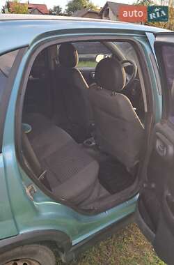 Хэтчбек Opel Corsa 2003 в 