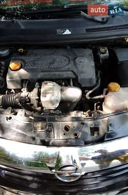 Хэтчбек Opel Corsa 2011 в Полтаве
