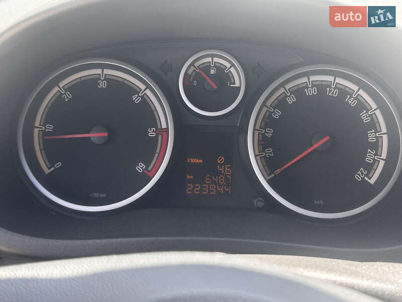 Хэтчбек Opel Corsa 2010 в Житомире фото 13 Хэтчбек Opel Corsa 2010 в Житомире