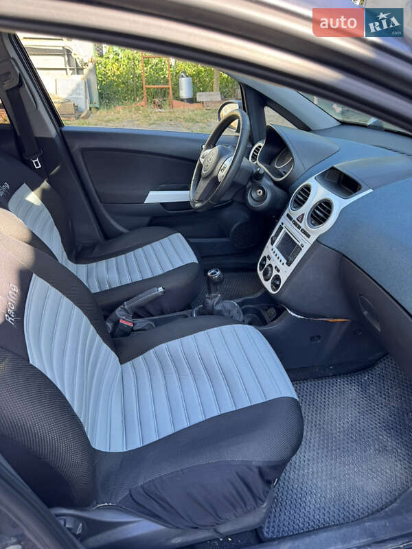 Хетчбек Opel Corsa 2011 в Коломиї фото 10 Хетчбек Opel Corsa 2011 в Коломиї