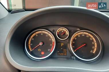 Хэтчбек Opel Corsa 2012 в 