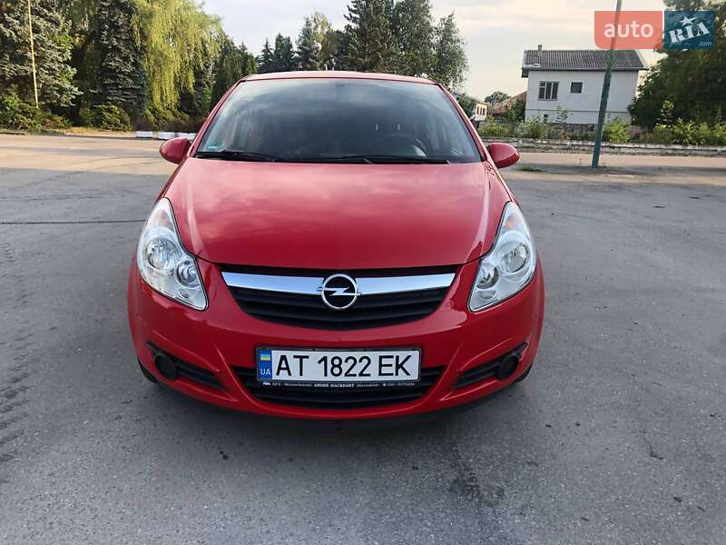 Хэтчбек Opel Corsa 2008 в Ивано-Франковске