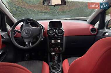 Хэтчбек Opel Corsa 2008 в 