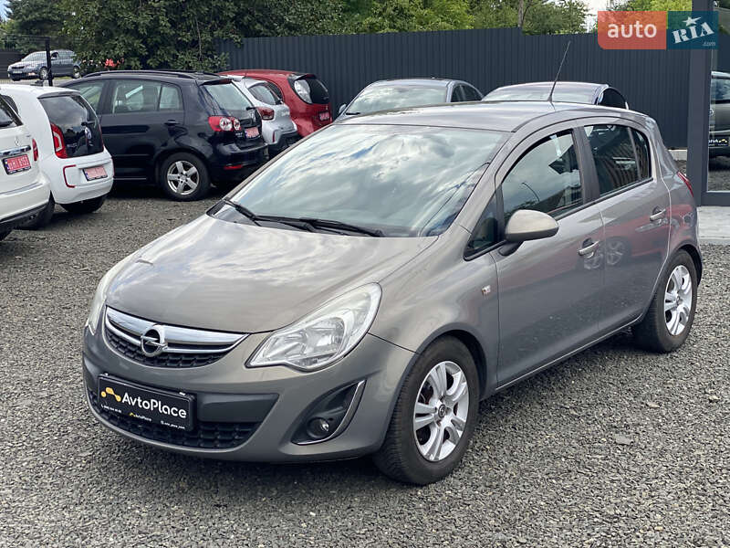 Хэтчбек Opel Corsa 2011 в Луцке