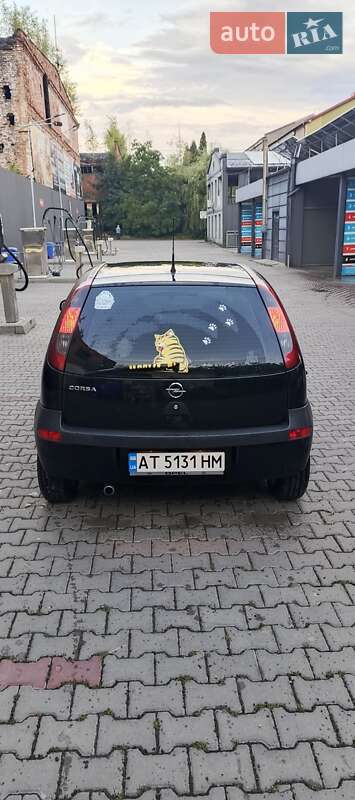 Хэтчбек Opel Corsa 2003 в Коломые
