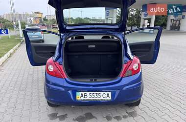 Хэтчбек Opel Corsa 2009 в 