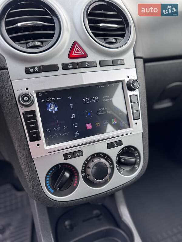 Хетчбек Opel Corsa 2009 в Хмельницькому
