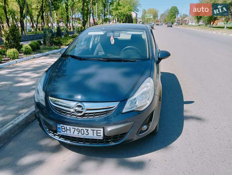 Хэтчбек Opel Corsa 2011 в Балте