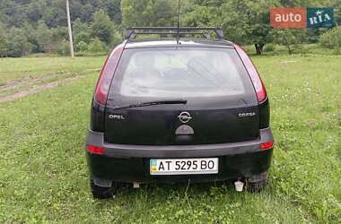 Хэтчбек Opel Corsa 2001 в 