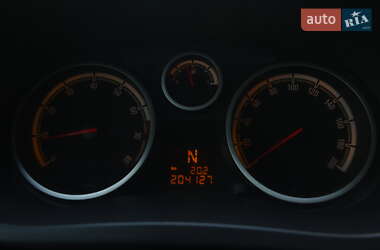 Хетчбек Opel Corsa 2008 в 