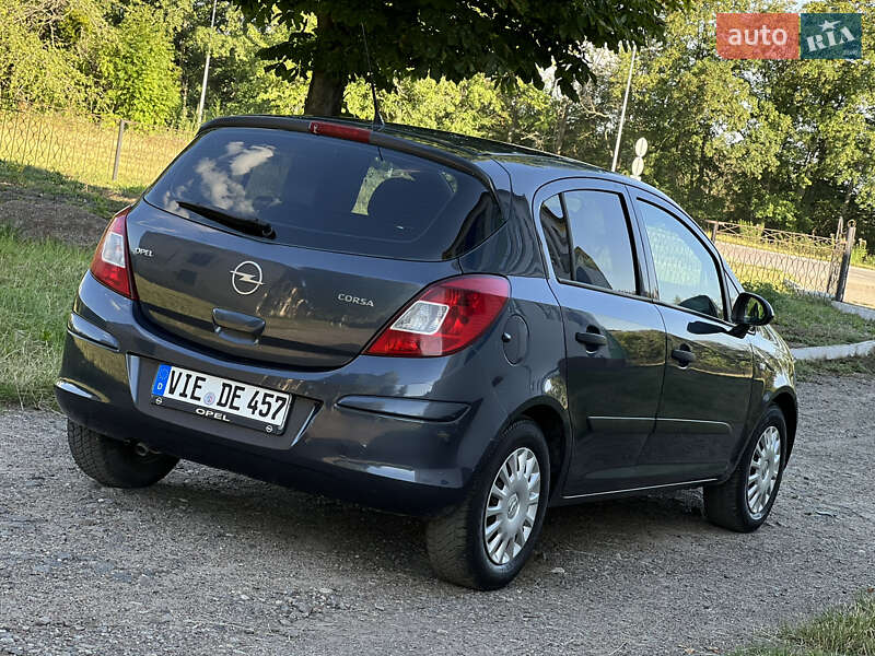 Хетчбек Opel Corsa 2006 в Вапнярці