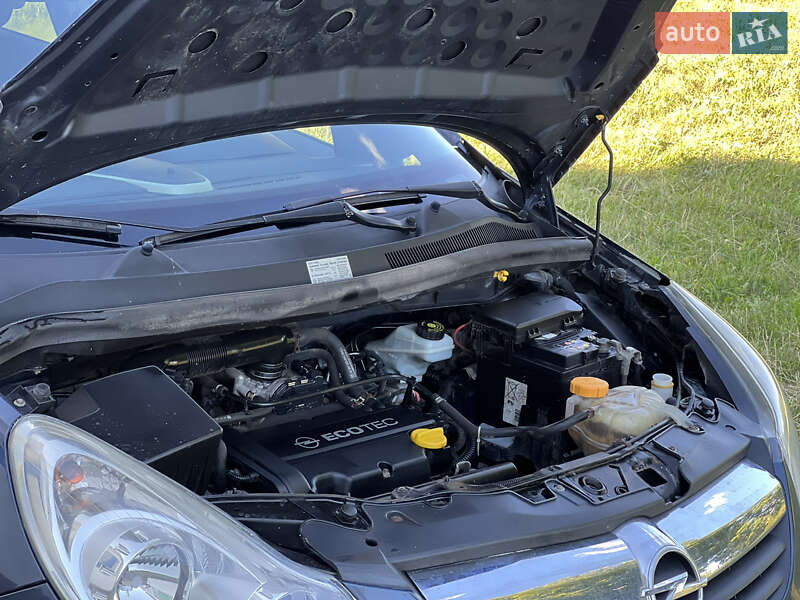 Хетчбек Opel Corsa 2006 в Вапнярці