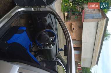 Хэтчбек Opel Corsa 2003 в 