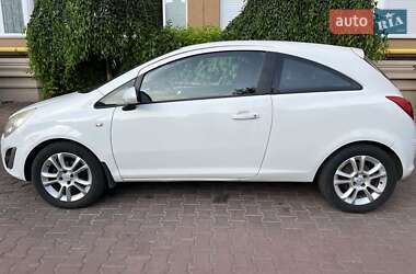 Хетчбек Opel Corsa 2011 в Києві