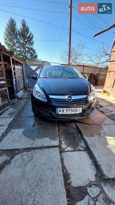 Хэтчбек Opel Corsa 2009 в Южном