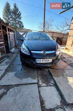 Хэтчбек Opel Corsa 2009 в 