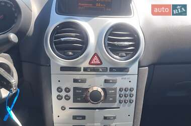 Хэтчбек Opel Corsa 2009 в 