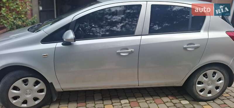 Хетчбек Opel Corsa 2008 в Івано-Франківську фото 11 Хетчбек Opel Corsa 2008 в Івано-Франківську