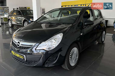 Хэтчбек Opel Corsa 2011 в 