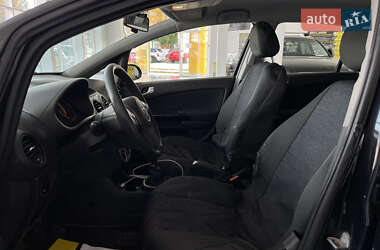 Хэтчбек Opel Corsa 2011 в 
