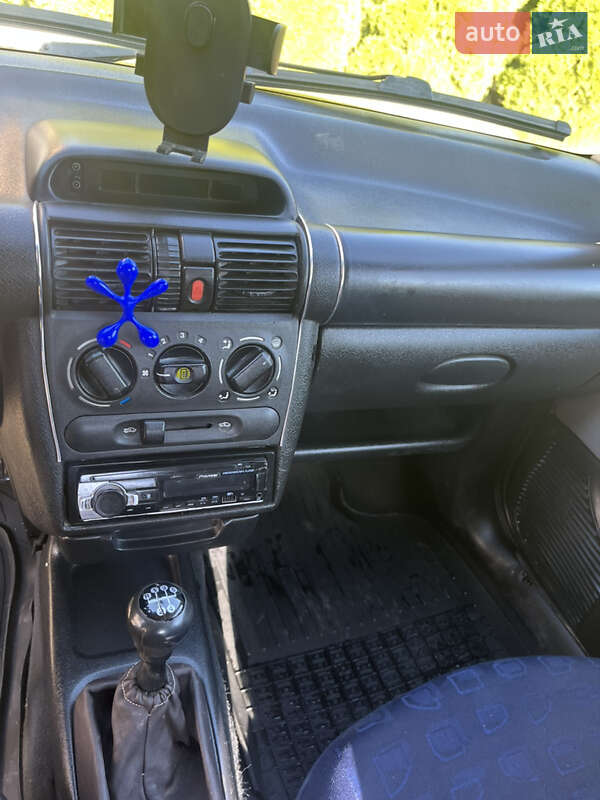 Хэтчбек Opel Corsa 1999 в Каменец-Подольском фото 9 Хэтчбек Opel Corsa 1999 в Каменец-Подольском