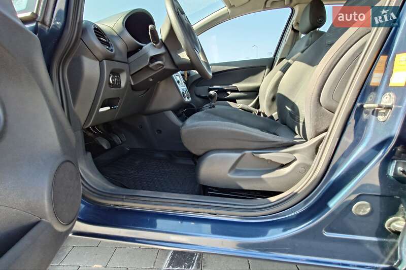 Хэтчбек Opel Corsa 2014 в Одессе