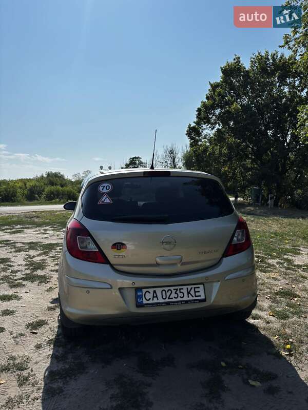 Хетчбек Opel Corsa 2007 в Смілі