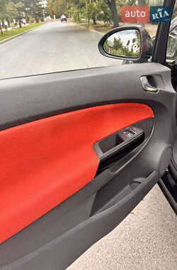 Хэтчбек Opel Corsa 2008 в 