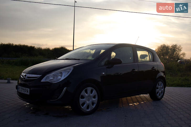 Хэтчбек Opel Corsa 2011 в Городке фото 4 Хэтчбек Opel Corsa 2011 в Городке