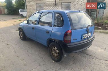 Хэтчбек Opel Corsa 1993 в 