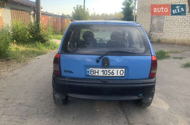 Хэтчбек Opel Corsa 1993 в 