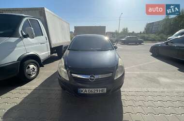 Хэтчбек Opel Corsa 2008 в 