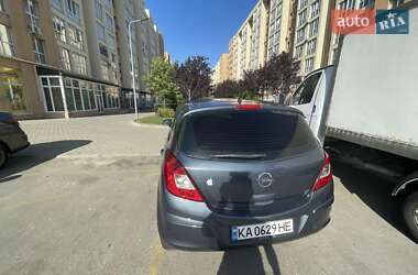 Хэтчбек Opel Corsa 2008 в 