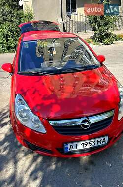 Хэтчбек Opel Corsa 2008 в 