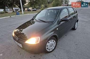Хэтчбек Opel Corsa 2002 в 