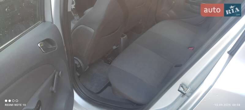 Хэтчбек Opel Corsa 2011 в Звягеле