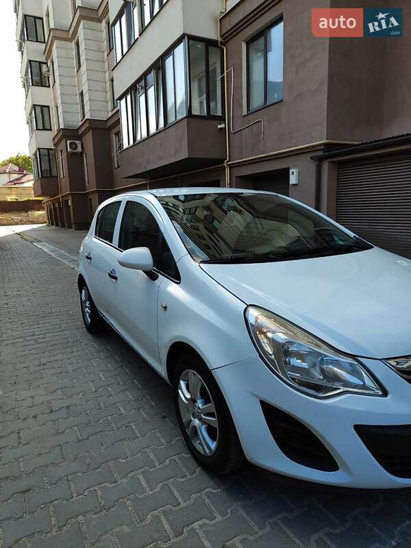 Хэтчбек Opel Corsa 2014 в Тернополе фото 5 Хэтчбек Opel Corsa 2014 в Тернополе