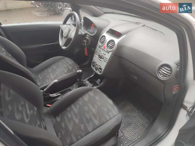 Хэтчбек Opel Corsa 2014 в Тернополе фото 23 Хэтчбек Opel Corsa 2014 в Тернополе