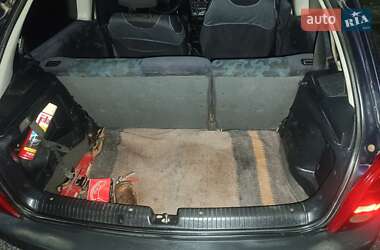 Хэтчбек Opel Corsa 2000 в 