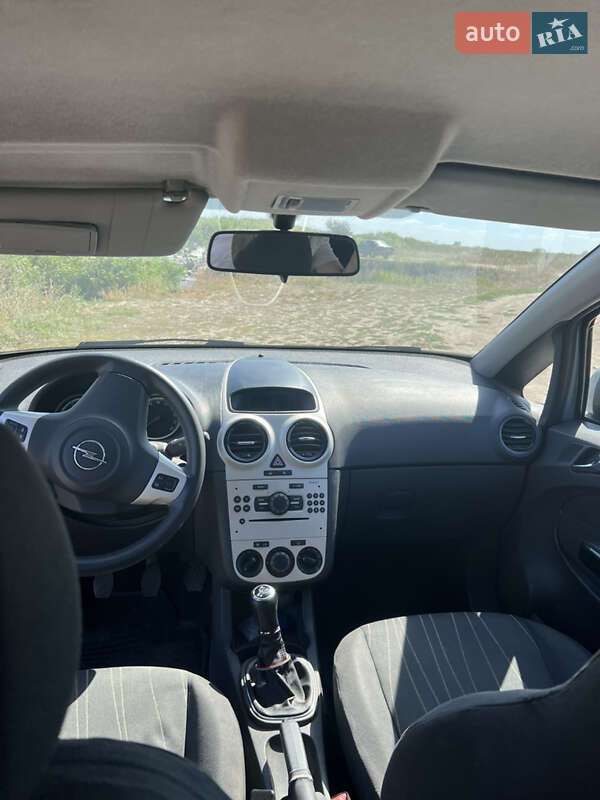 Хетчбек Opel Corsa 2008 в Павлограді