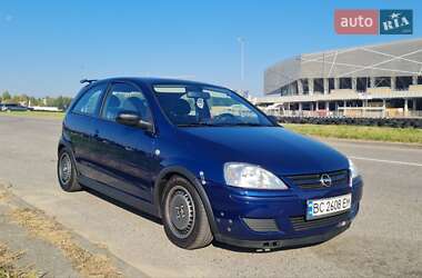 Хэтчбек Opel Corsa 2006 в 