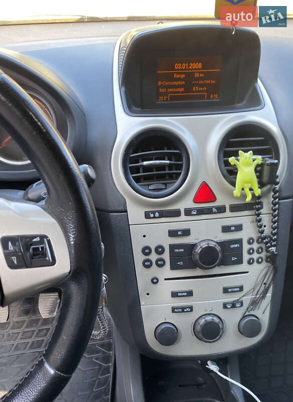 Хэтчбек Opel Corsa 2008 в Черновцах