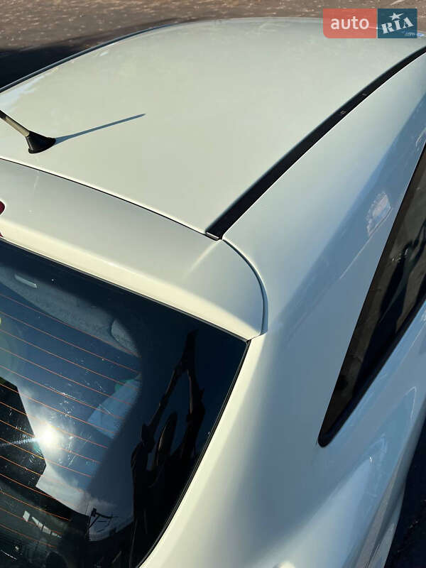 Хэтчбек Opel Corsa 2012 в Броварах