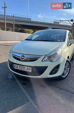 Хэтчбек Opel Corsa 2012 в Броварах
