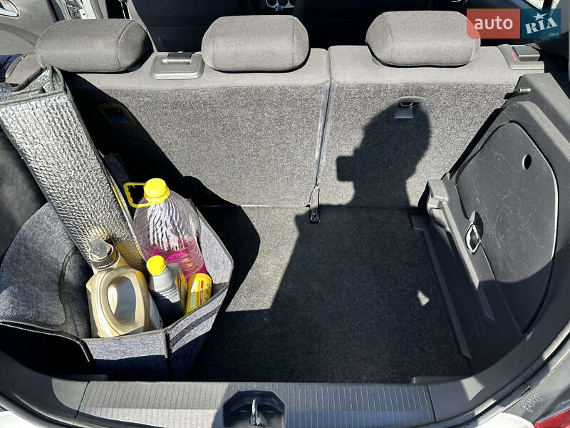 Хэтчбек Opel Corsa 2007 в Ивано-Франковске