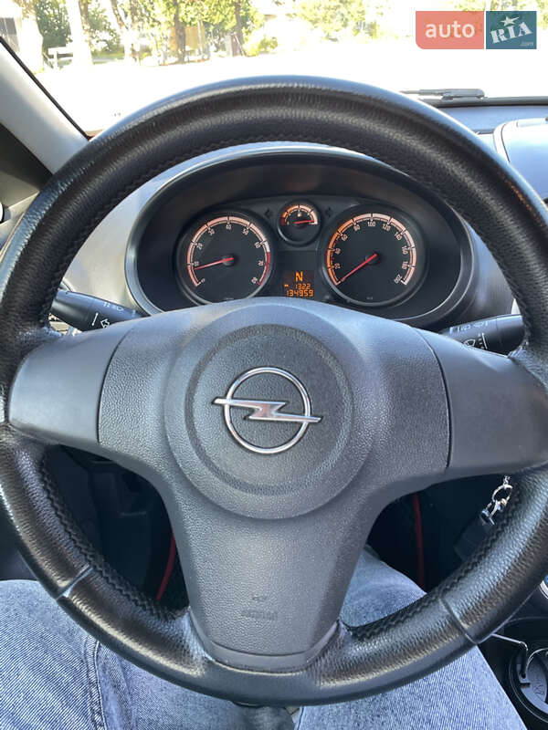 Хэтчбек Opel Corsa 2008 в Киеве фото 38 Хэтчбек Opel Corsa 2008 в Киеве