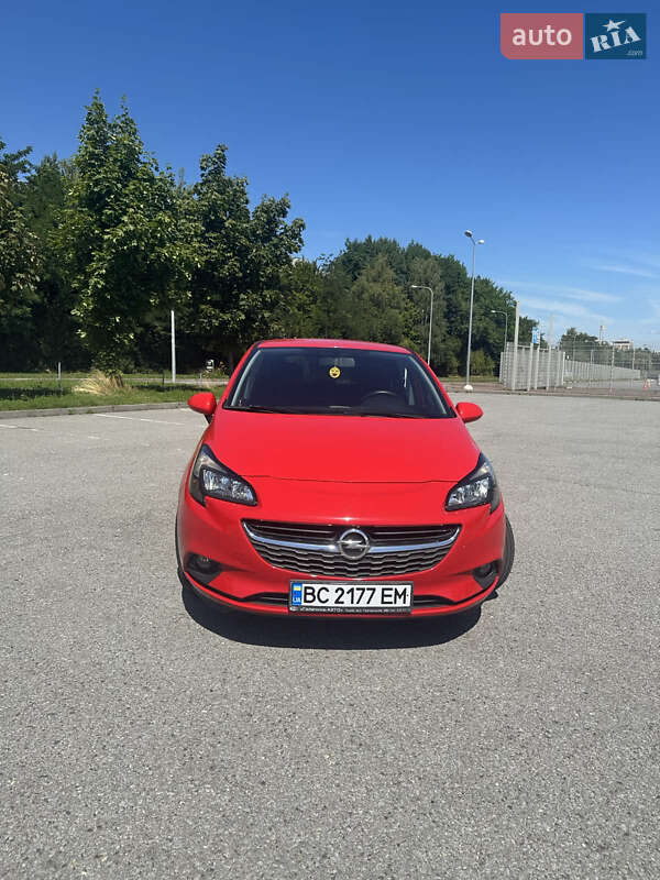 Хэтчбек Opel Corsa 2015 в Львове