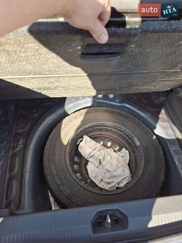 Хэтчбек Opel Corsa 2009 в Чернигове